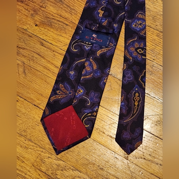 Etro Dark Blue and Gold Paisley Silk Tie - Picture 4 of 4